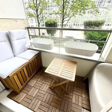 Modern Bright Lovely * Levallois-Perret