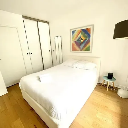 Modern Bright Lovely * Levallois-Perret